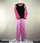Women's clothing of Bao'an nationality