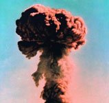 17. 第一颗原子弹爆炸（孟照瑞拍摄）.jpg